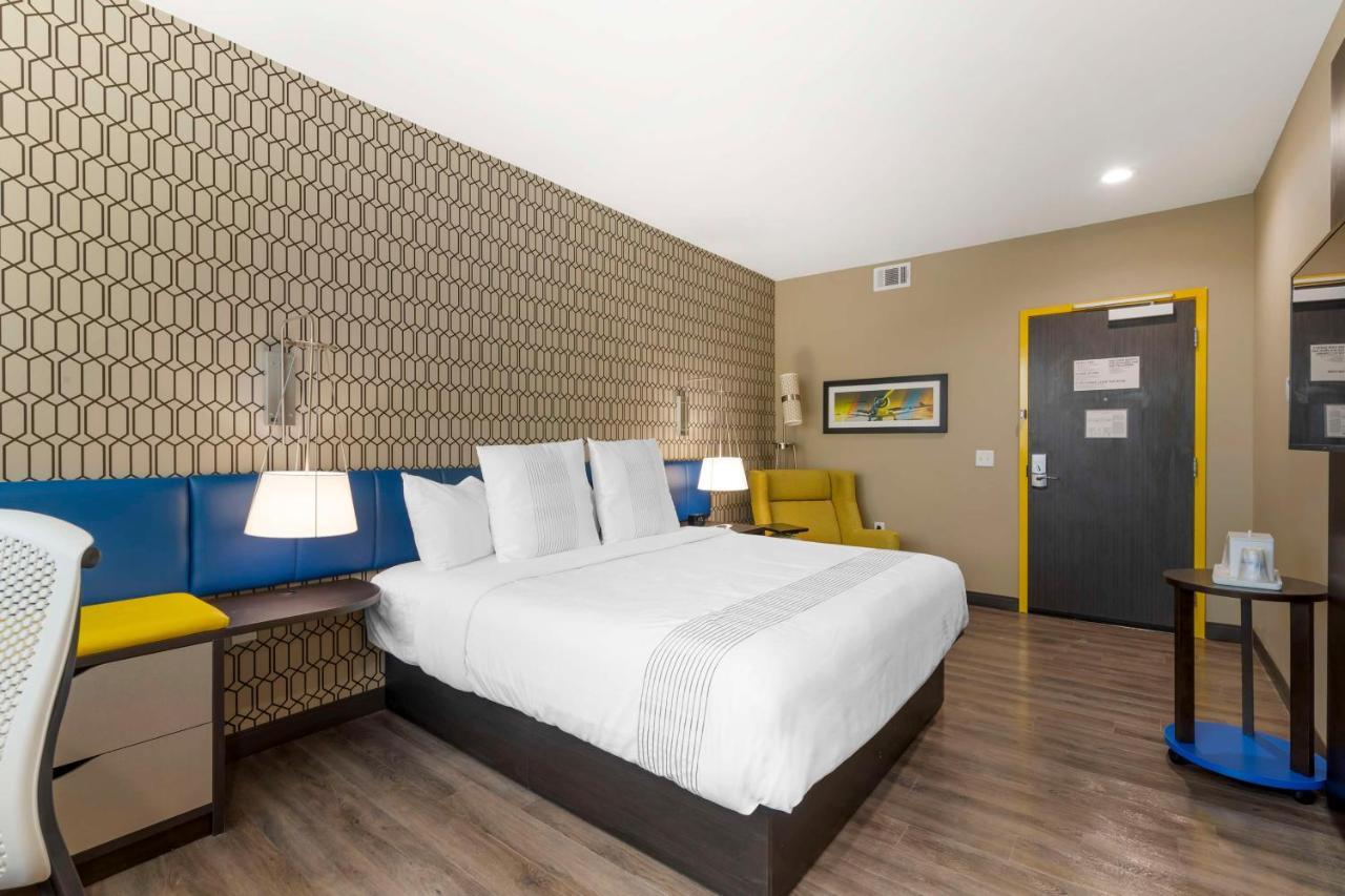 Glo Best Western Pooler - Savannah Airport Hotel Екстериор снимка