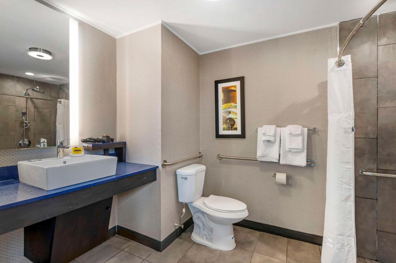 Glo Best Western Pooler - Savannah Airport Hotel Екстериор снимка