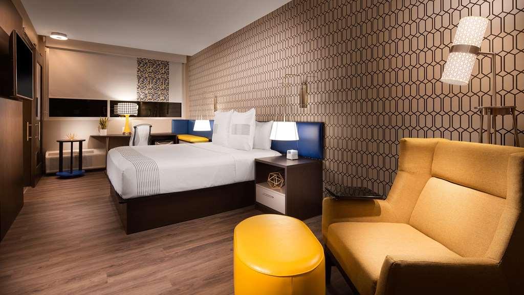 Glo Best Western Pooler - Savannah Airport Hotel Стая снимка